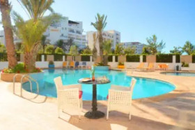 Atlantic Palm Beach Suites Apart Hotel